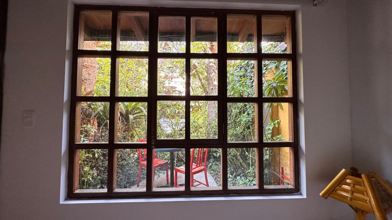 Bed and Breakfast Campus Residencias à Quito Extérieur photo